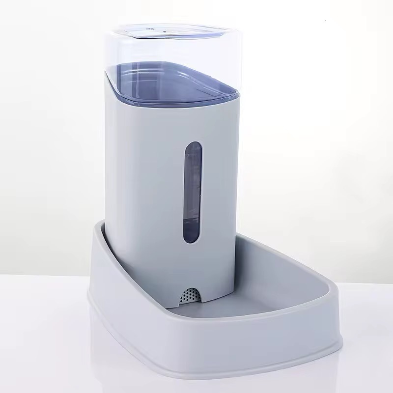 Automatic intelligent feeder drinking water solid pattern plastic